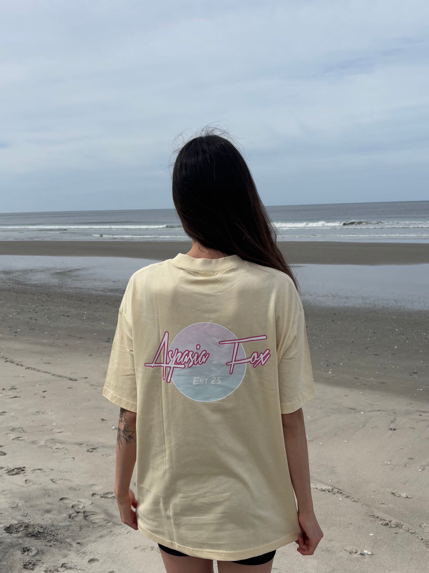 Aspasia Fox Oversized T-Shirt - Apricot Milk