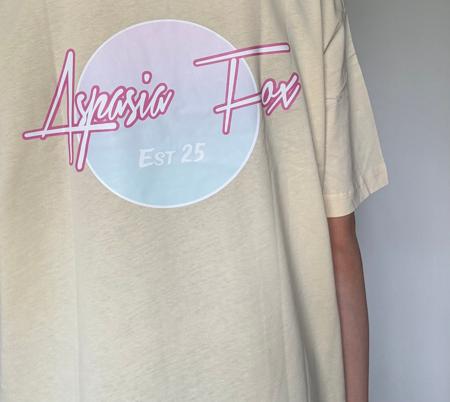 Aspasia Fox Oversized T-Shirt - Apricot Milk